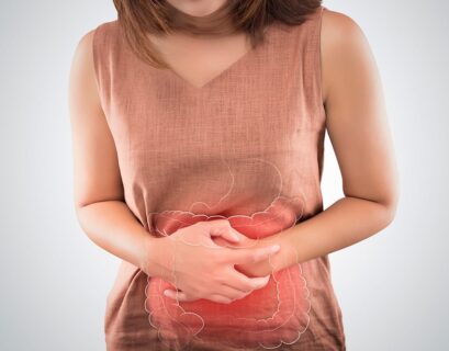 Mujer con dolor abdominal