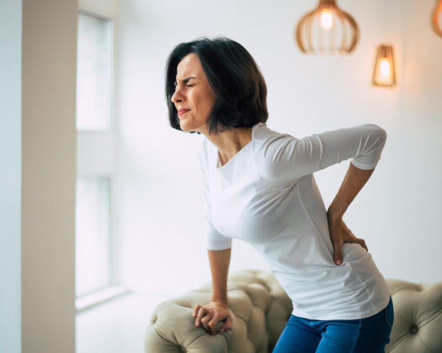 Mujer con dolor de espalda